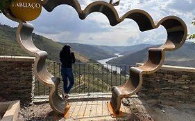 Quinta Da Casa Cimeira, Guest House, Wines & Food